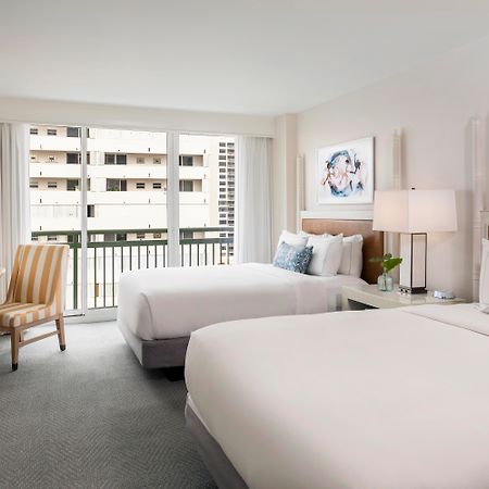 The Singer Oceanfront Resort, Curio Collection By Hilton Riviera Beach Exteriér fotografie
